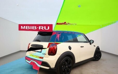 MINI Hatch, 2021 год, 4 250 000 рублей, 2 фотография