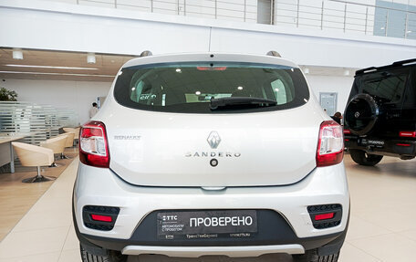 Renault Sandero II рестайлинг, 2016 год, 960 000 рублей, 10 фотография