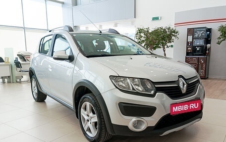 Renault Sandero II рестайлинг, 2016 год, 960 000 рублей, 7 фотография
