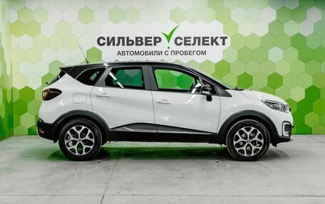 Renault Kaptur I рестайлинг, 2017 год, 1 600 000 рублей, 8 фотография
