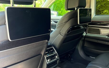 BMW 7 серия, 2019 год, 6 750 000 рублей, 10 фотография