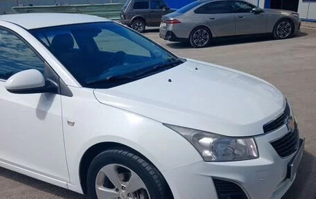 Chevrolet Cruze II, 2013 год, 850 000 рублей, 2 фотография