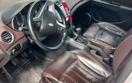 Chevrolet Cruze II, 2013 год, 850 000 рублей, 9 фотография