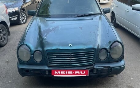 Mercedes-Benz E-Класс, 1995 год, 165 000 рублей, 3 фотография