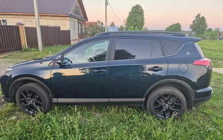 Toyota RAV4, 2019 год, 2 999 000 рублей, 7 фотография