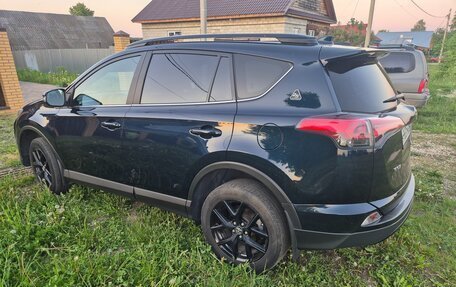 Toyota RAV4, 2019 год, 2 999 000 рублей, 6 фотография