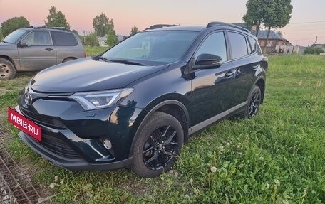 Toyota RAV4, 2019 год, 2 999 000 рублей, 8 фотография