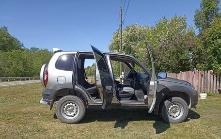Chevrolet Niva I рестайлинг, 2011 год, 419 000 рублей, 13 фотография