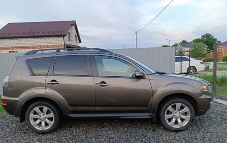 Mitsubishi Outlander III рестайлинг 3, 2012 год, 1 350 000 рублей, 14 фотография