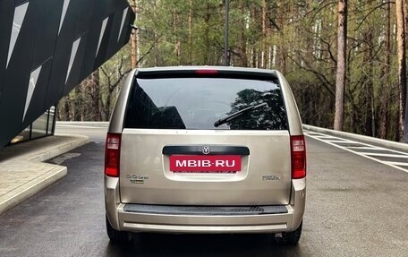 Dodge Caravan V, 2008 год, 799 000 рублей, 6 фотография