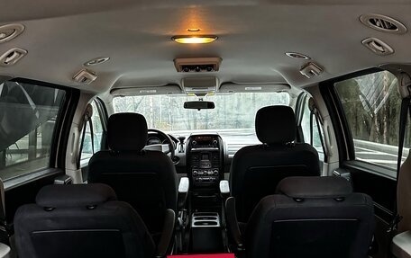 Dodge Caravan V, 2008 год, 799 000 рублей, 19 фотография