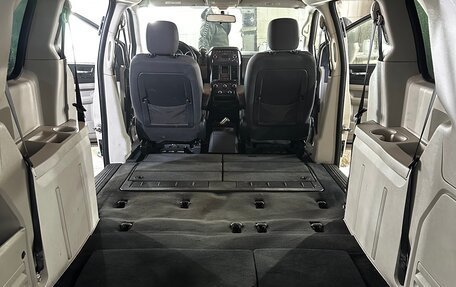 Dodge Caravan V, 2008 год, 799 000 рублей, 22 фотография