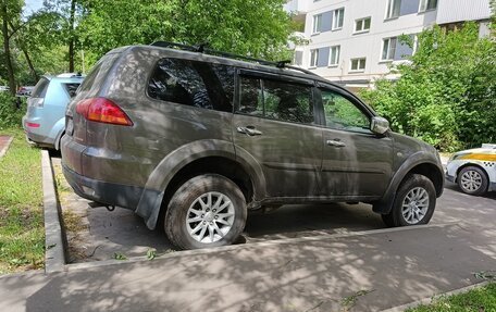 Mitsubishi Pajero Sport II рестайлинг, 2012 год, 1 999 999 рублей, 6 фотография