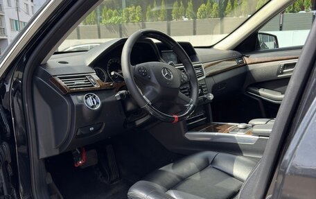 Mercedes-Benz E-Класс, 2012 год, 1 200 000 рублей, 4 фотография