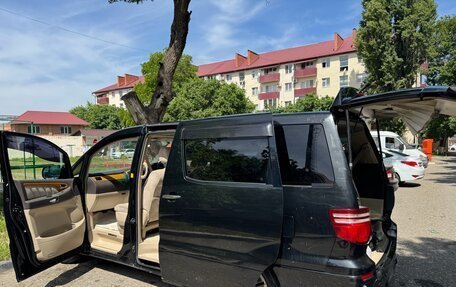 Toyota Alphard III, 2005 год, 1 700 000 рублей, 15 фотография