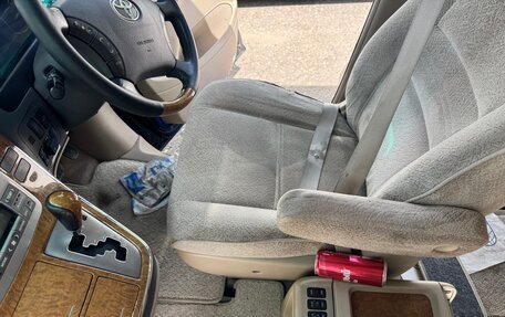 Toyota Alphard III, 2005 год, 1 700 000 рублей, 12 фотография