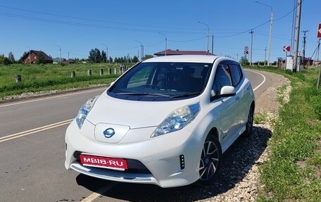 Nissan Leaf I, 2015 год, 950 000 рублей, 1 фотография