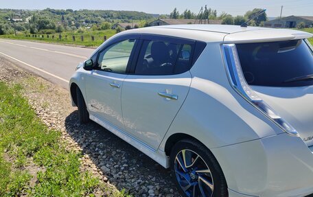 Nissan Leaf I, 2015 год, 950 000 рублей, 5 фотография