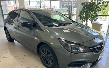 Opel Astra K, 2020 год, 1 399 000 рублей, 3 фотография