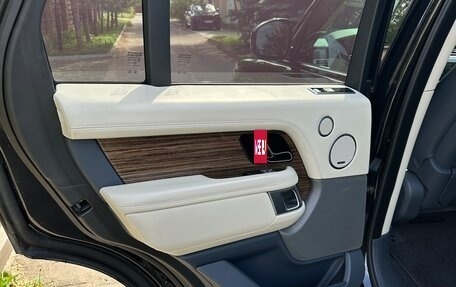 Land Rover Range Rover IV рестайлинг, 2019 год, 8 500 000 рублей, 12 фотография