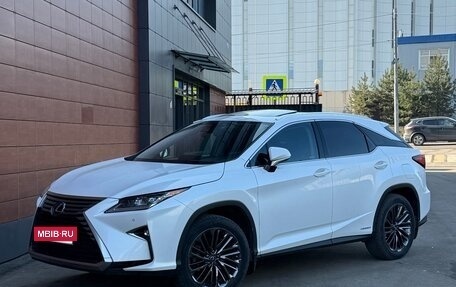 Lexus RX IV рестайлинг, 2017 год, 4 470 000 рублей, 2 фотография