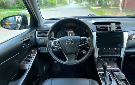 Toyota Camry, 2016 год, 2 300 000 рублей, 13 фотография