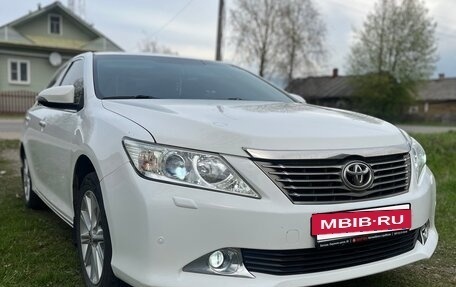 Toyota Camry, 2013 год, 1 700 000 рублей, 5 фотография