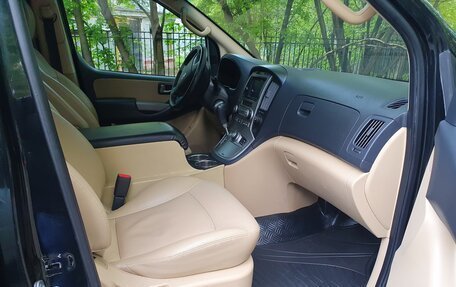Hyundai Grand Starex Grand Starex I рестайлинг 2, 2015 год, 2 475 000 рублей, 8 фотография