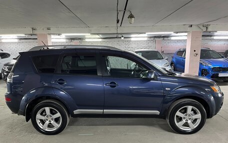 Mitsubishi Outlander III рестайлинг 3, 2008 год, 1 050 000 рублей, 5 фотография
