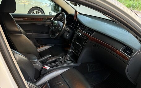 Skoda Superb III рестайлинг, 2013 год, 999 999 рублей, 14 фотография
