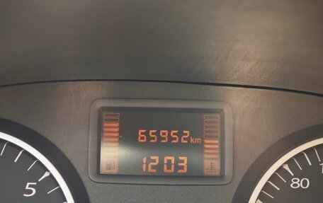 Renault Sandero I, 2013 год, 950 000 рублей, 8 фотография