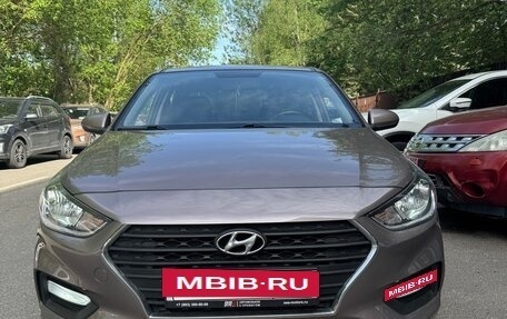 Hyundai Solaris II рестайлинг, 2018 год, 1 310 000 рублей, 3 фотография