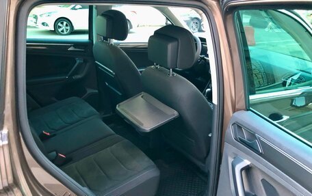 Volkswagen Tiguan II, 2017 год, 2 750 000 рублей, 10 фотография