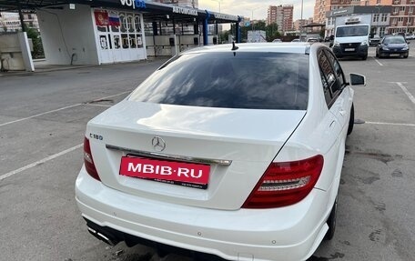 Mercedes-Benz C-Класс, 2011 год, 1 650 000 рублей, 3 фотография