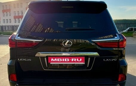 Lexus LX III, 2018 год, 10 000 000 рублей, 4 фотография