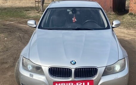 BMW 3 серия, 2011 год, 750 000 рублей, 10 фотография