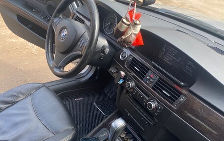 BMW 3 серия, 2011 год, 750 000 рублей, 14 фотография