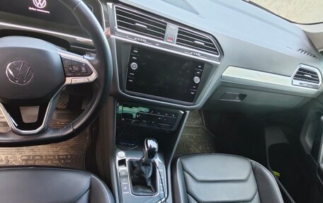 Volkswagen Tiguan II, 2021 год, 2 550 000 рублей, 6 фотография