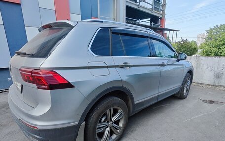 Volkswagen Tiguan II, 2021 год, 2 550 000 рублей, 2 фотография