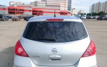 Nissan Tiida, 2010 год, 750 000 рублей, 3 фотография