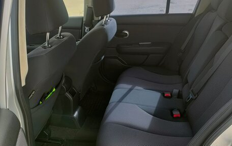 Nissan Tiida, 2010 год, 750 000 рублей, 6 фотография