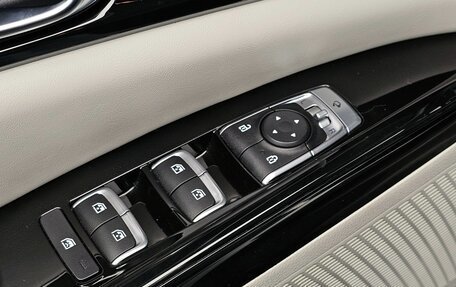 KIA Carnival, 2021 год, 2 350 000 рублей, 15 фотография