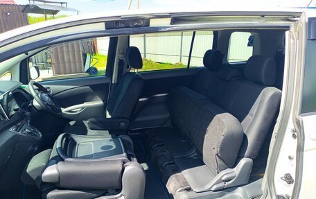 Toyota ISis I, 2009 год, 1 350 000 рублей, 13 фотография
