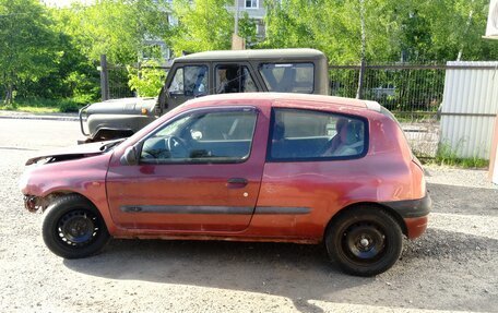 Renault Clio III, 2000 год, 85 000 рублей, 3 фотография