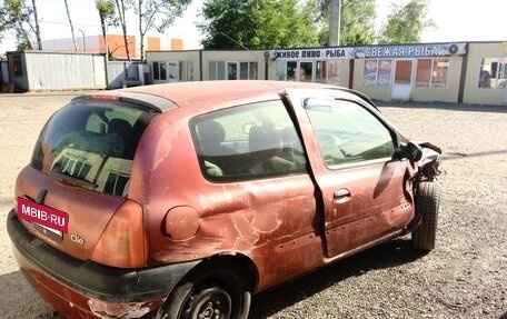 Renault Clio III, 2000 год, 85 000 рублей, 5 фотография