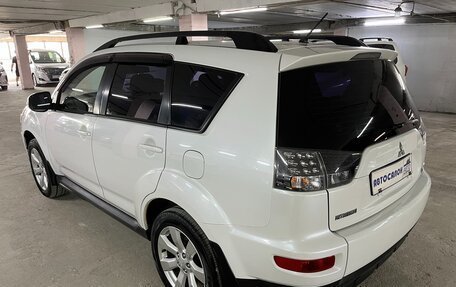Mitsubishi Outlander III рестайлинг 3, 2010 год, 1 295 000 рублей, 8 фотография