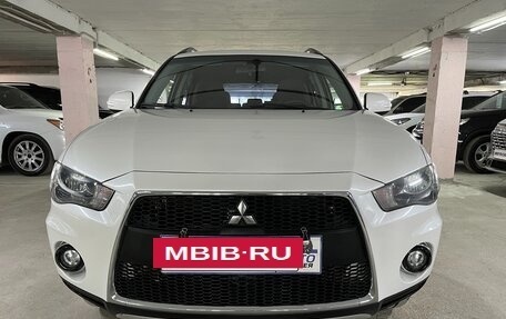 Mitsubishi Outlander III рестайлинг 3, 2010 год, 1 295 000 рублей, 3 фотография