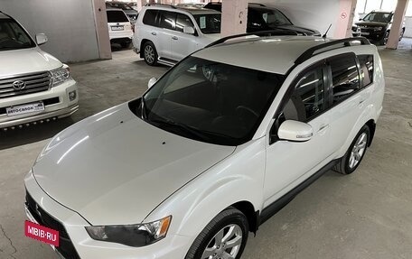 Mitsubishi Outlander III рестайлинг 3, 2010 год, 1 295 000 рублей, 10 фотография
