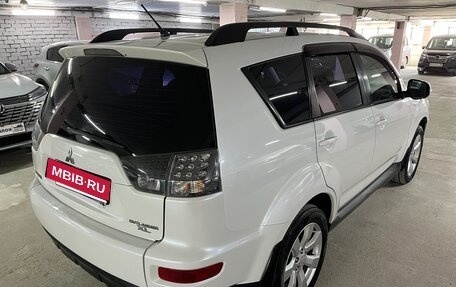 Mitsubishi Outlander III рестайлинг 3, 2010 год, 1 295 000 рублей, 6 фотография