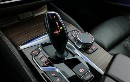 BMW 5 серия, 2018 год, 3 650 000 рублей, 23 фотография